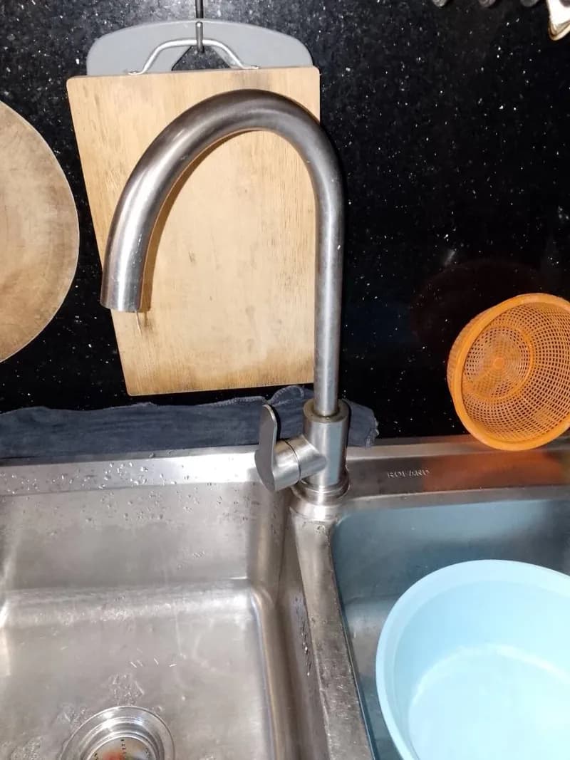 Trước sửa: Thay vòi nước bồn rửa chén inox 304 tại TPHCM tại TPHCM — thợ Trần Lào