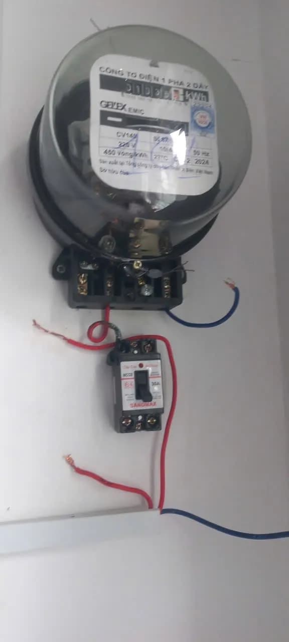 Sau khi hoàn thành sửa Đồng hồ điện, aptomat GEKEX EMIC, SANOMAX tại Bình Thạnh — thợ Đặng Văn Thịnh (5 sao)