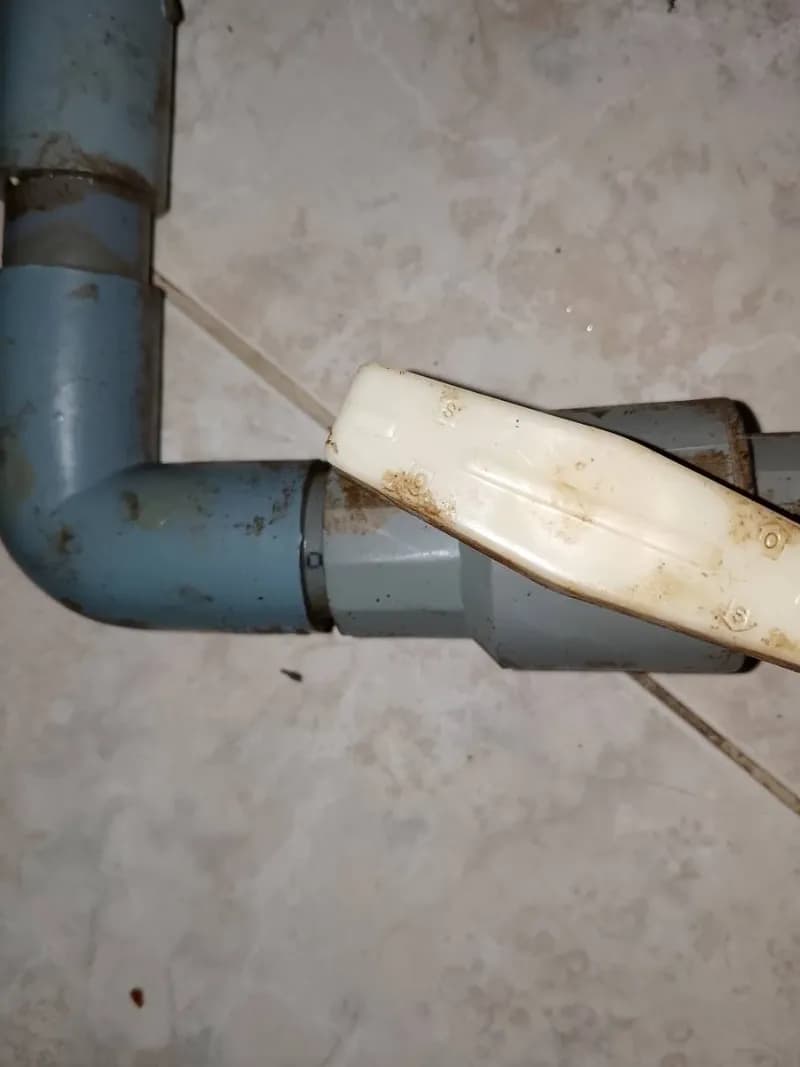 Trước sửa hệ thống cấp nước Đại Đồng Tiến tại TPHCM — thợ Hồ Như Vũ