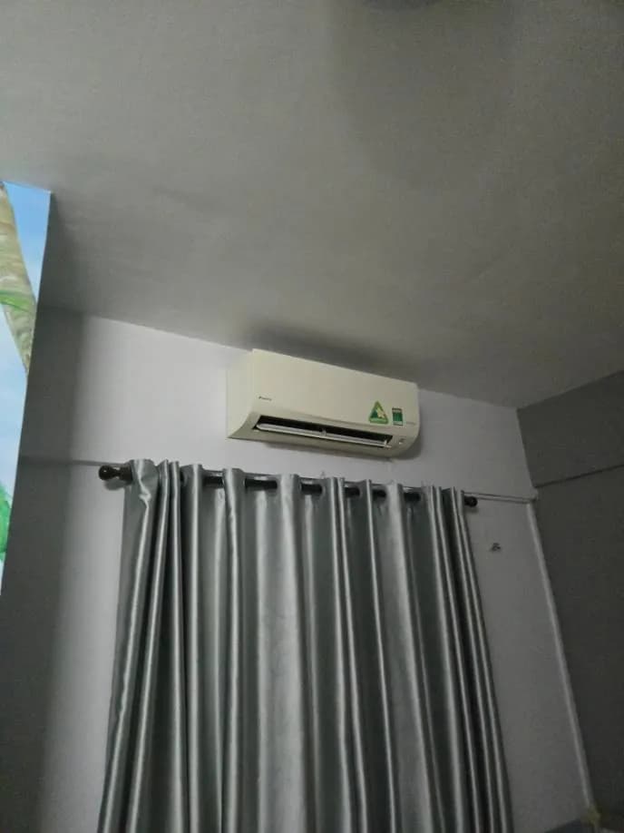 Vệ sinh bo mạch và nạp gas máy lạnh Daikin tại Phú Thạnh, Tân Phú tại phường Phú Thạnh, Tân Phú