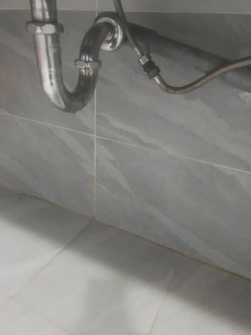 Sau khi hoàn thành sửa lavabo AQUA tại TPHCM — thợ Dương Oai