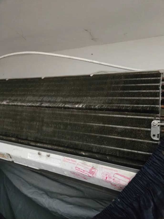 Trước sửa máy lạnh treo tường tại Phường Hiệp Tân, Tân Phú — thợ Lê Hữu Lộc