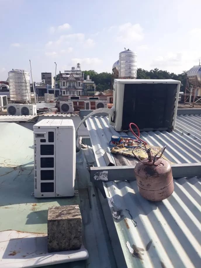 Trước sửa máy lạnh treo tường tại TPHCM — thợ Đặng Anh Huy