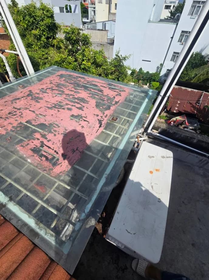 Trước sửa máy lạnh tại Gò Vấp — thợ Lê Hữu Lộc