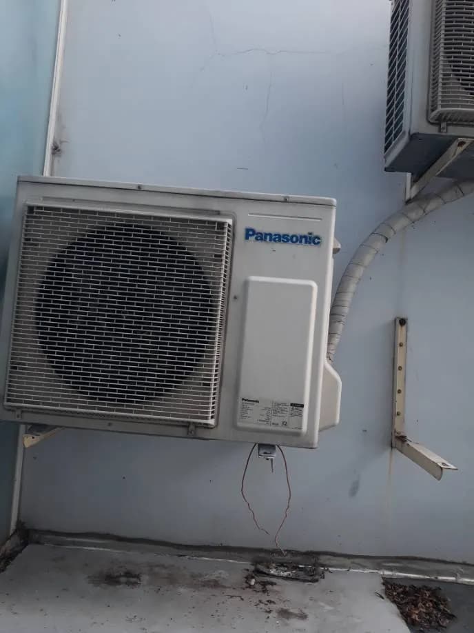 Vệ sinh, nạp gas và bảo trì máy lạnh âm trần tại TPHCM tại TPHCM