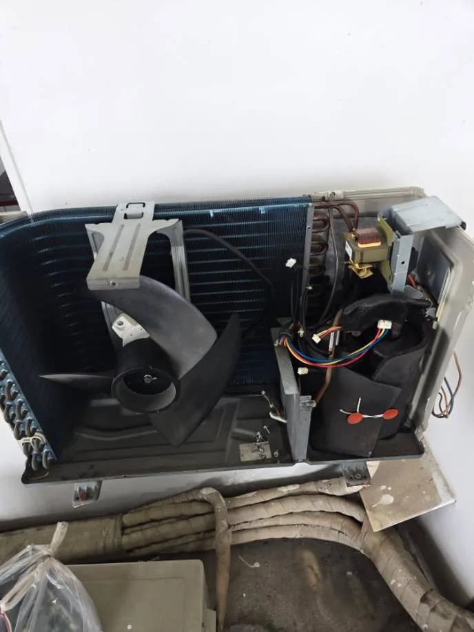Sau khi hoàn thành sửa máy lạnh Inverter tại TPHCM — thợ Lê Hữu Lộc (5 sao)