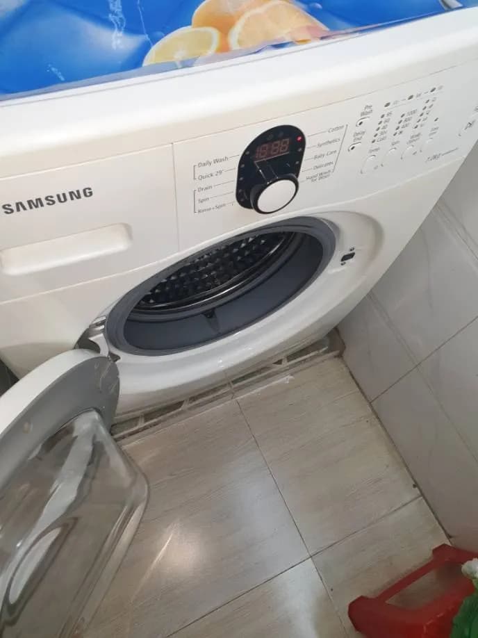 Trước sửa máy giặt cửa ngang Samsung tại TPHCM — thợ Đỗ Văn Hảo