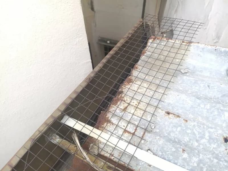 Sau khi hoàn thành sửa máng xối tại Phú Nhuận — thợ Hồ Như Vũ (5 sao)