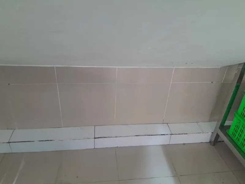 Sau khi hoàn thành sửa đường ống thoát nước tại TPHCM — thợ Bùi Văn Bảo