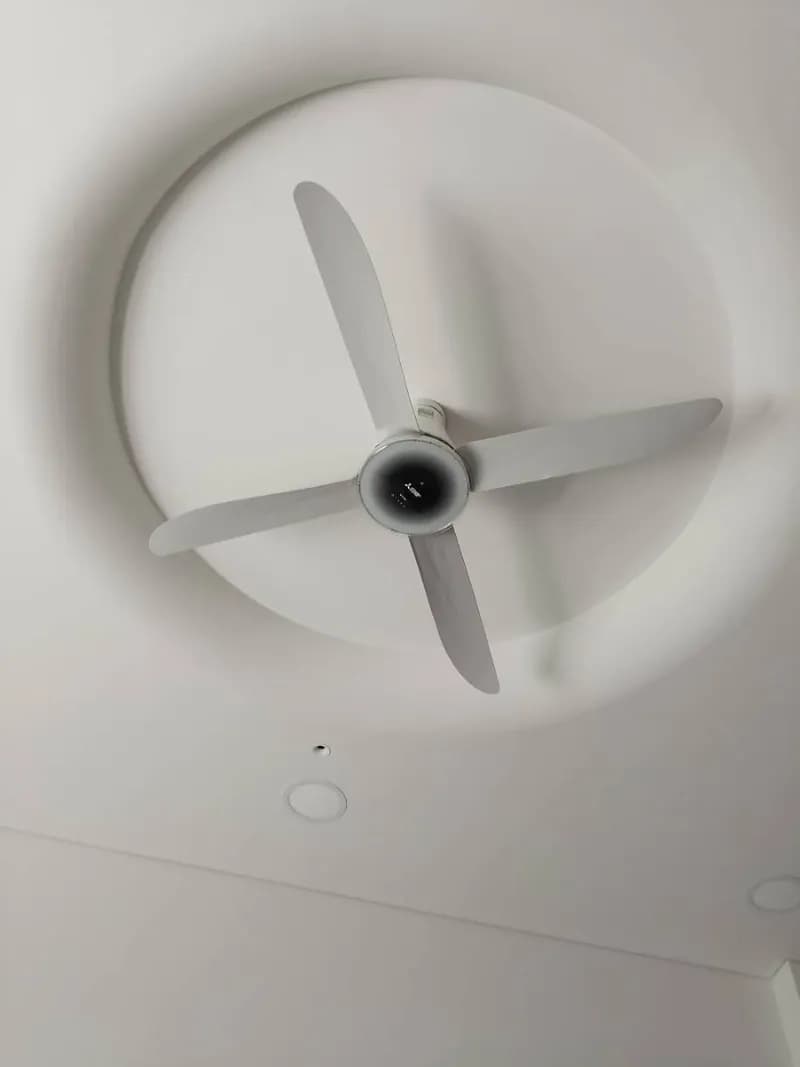 Sau khi hoàn thành sửa quạt trần Mitsubishi tại TPHCM — thợ Nguyễn Hoàng Khánh