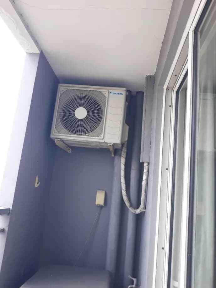 Sau khi hoàn thành sửa máy lạnh treo tường Daikin tại Quận 4 — thợ Đặng Anh Huy