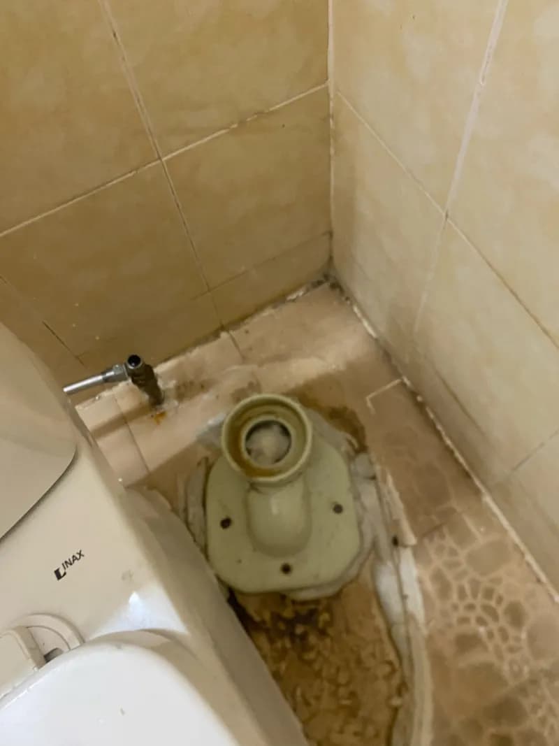 Trước sửa bồn cầu tại P.5, Gò Vấp — thợ Bùi Văn An