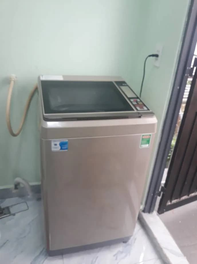 Sau khi hoàn thành sửa máy giặt cửa trên Toshiba tại Quận 3 — thợ Đặng Anh Huy