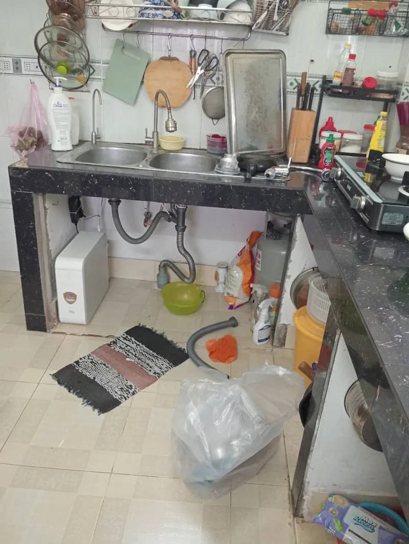 Trước sửa bồn rửa chén tại Tân Phú — thợ Võ Hồng Hải