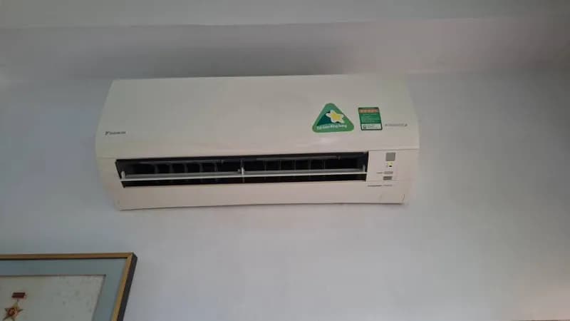 Sau khi hoàn thành sửa máy lạnh treo tường Daikin tại P.HCM, Tân Phú — thợ Nguyễn Thanh Tiến