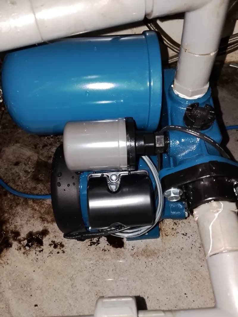 Sau khi hoàn thành sửa máy bơm tăng áp tại Quận 8 — thợ Đỗ Văn Nhiều (5 sao)