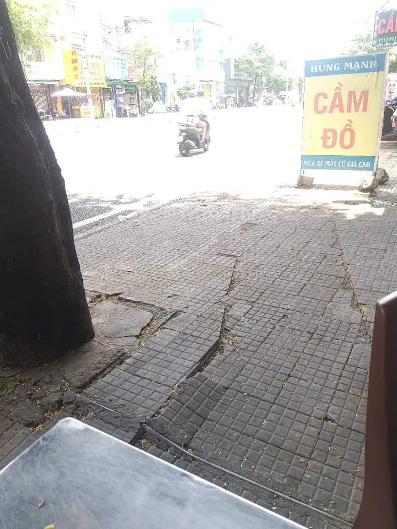 Trước sửa hệ thống thoát nước sàn tại Tân Bình — thợ Trần Ngọc Tùng