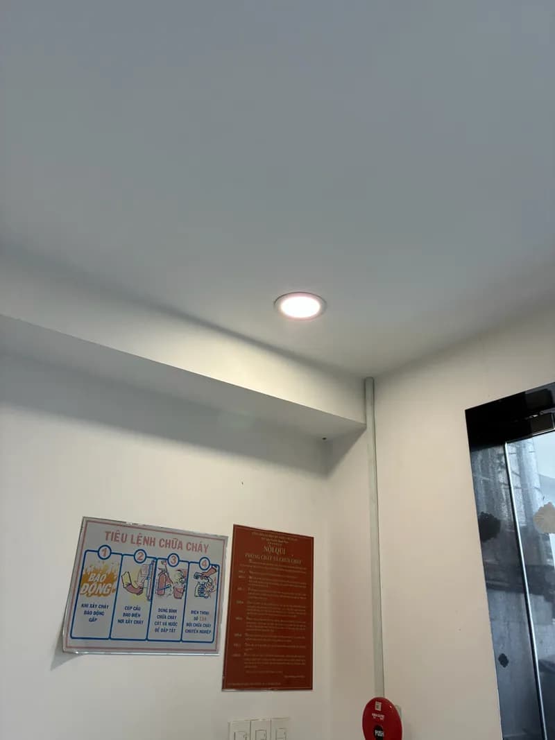 Thay thế dây dẫn và lắp đèn LED tại quận Tân Bình tại Tân Bình