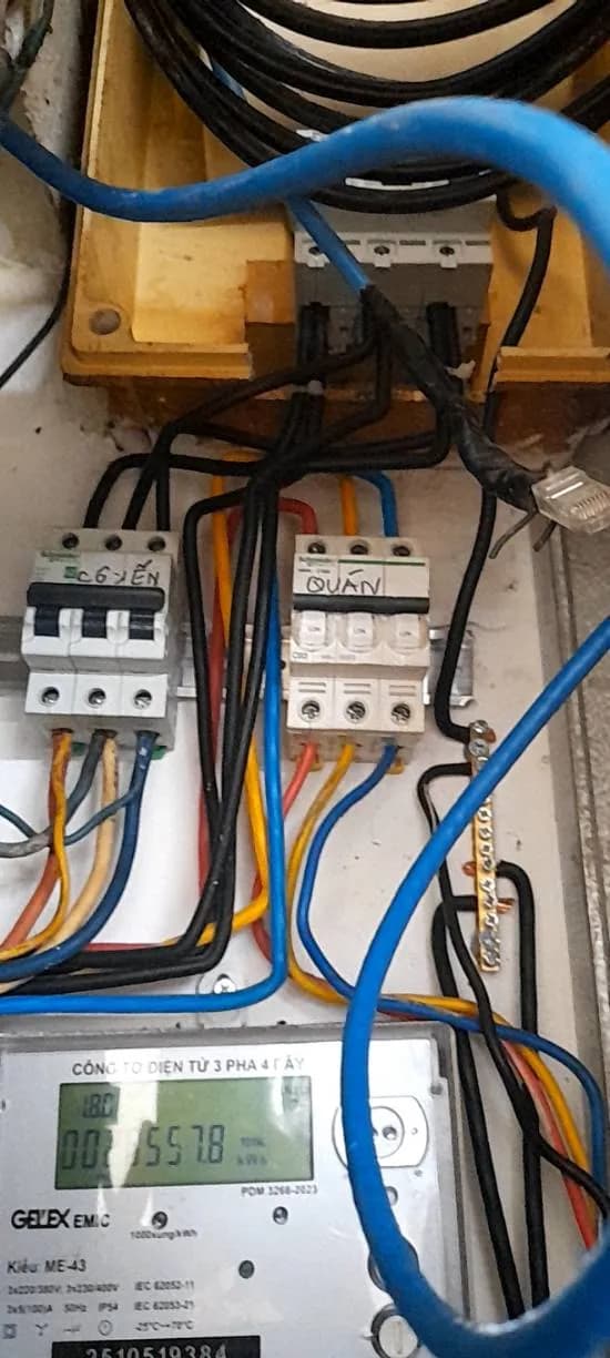 Đấu nối lại tủ điện tổng, thay thế aptomat tại TPHCM tại Quận 1