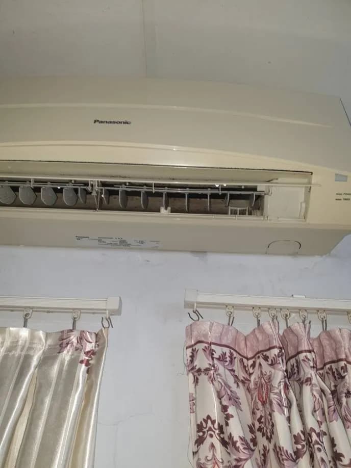 Sau khi hoàn thành sửa máy lạnh treo tường Panasonic tại TPHCM — thợ Phan Chí Tâm (5 sao)