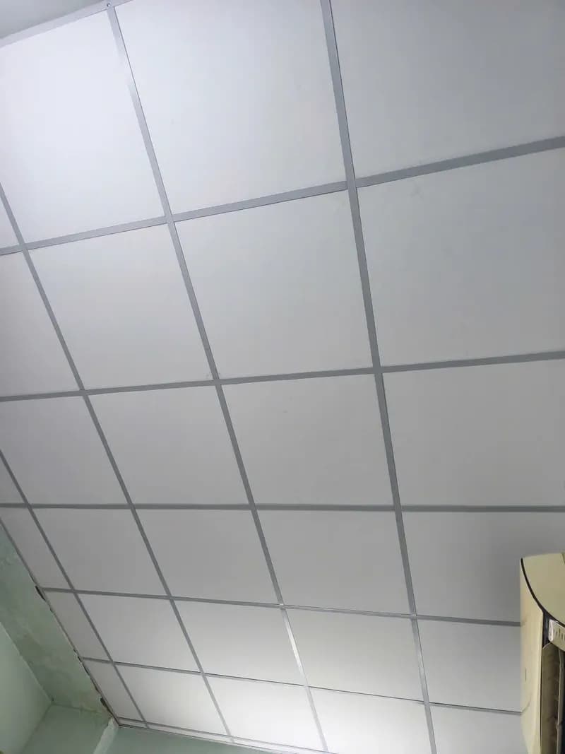Sau khi hoàn thành sửa trần thạch cao tại Phường Bình Hưng Hòa TPHCM, Bình Tân — thợ Bùi Văn An