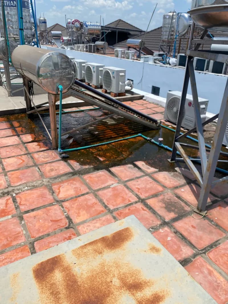 Trước sửa bể nước tại Nhà Bè — thợ Bùi Văn An