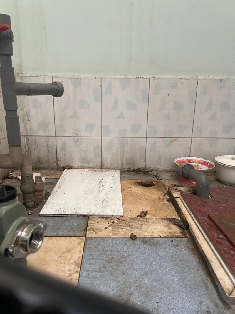 Trước sửa máy bơm nước tại Phường An Lạc, Bình Tân — thợ Nguyễn Quốc Bảo