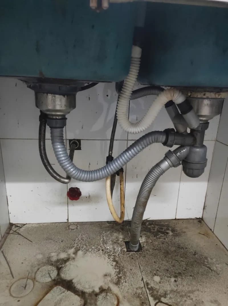 Sau khi hoàn thành sửa bồn rửa chén tại Phường Hiệp Bình, Thủ Đức — thợ Bùi Văn An