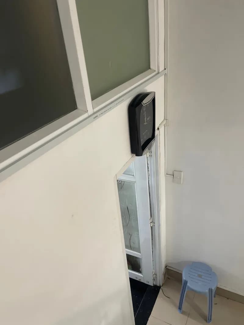 Sau khi hoàn thành sửa CB Schneider tại Quận 10 — thợ Nguyễn Quốc Bảo