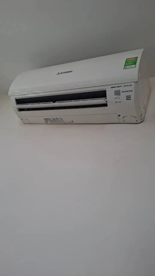 Sau khi hoàn thành sửa máy lạnh treo tường Mitsubishi tại Tân Bình — thợ Nguyễn Thanh Tiến (5 sao)