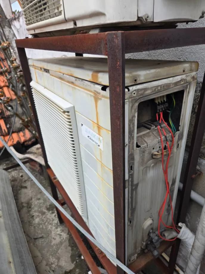 Trước sửa máy lạnh Daikin tại Phường An Khánh, Thủ Đức — thợ Nguyễn Thanh Tiến