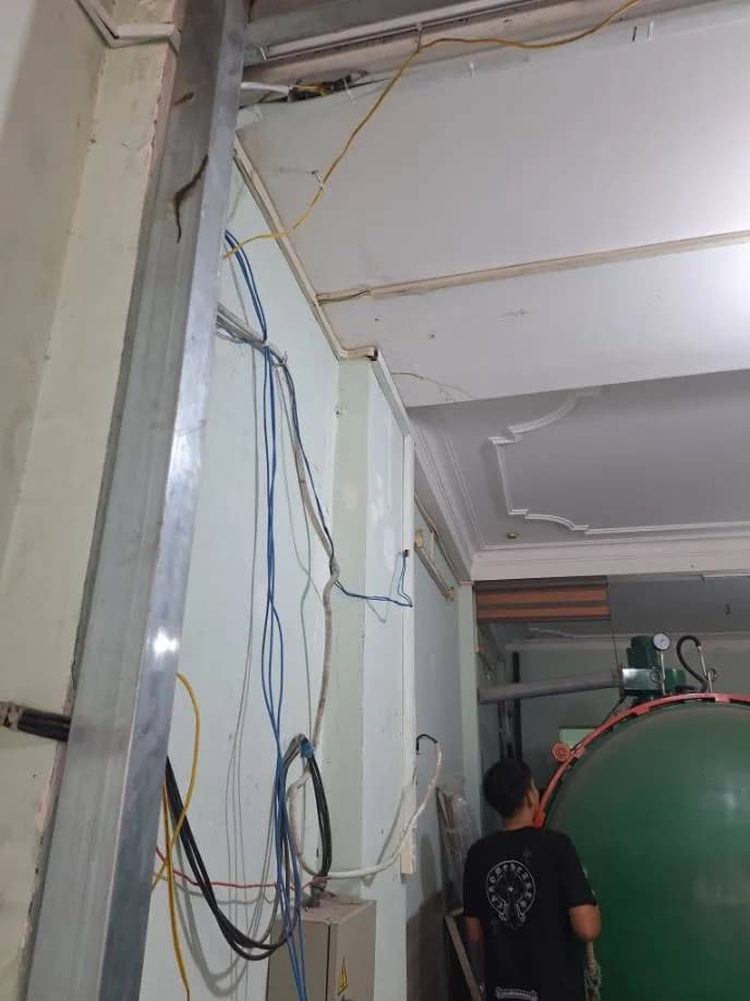 Sau khi hoàn thành sửa hệ thống điện tại Quận 7 — thợ Trần Quốc Đông