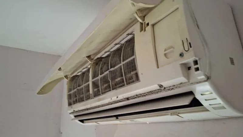 Trước sửa máy lạnh treo tường LG tại Gò Vấp — thợ Nguyễn Thanh Tiến