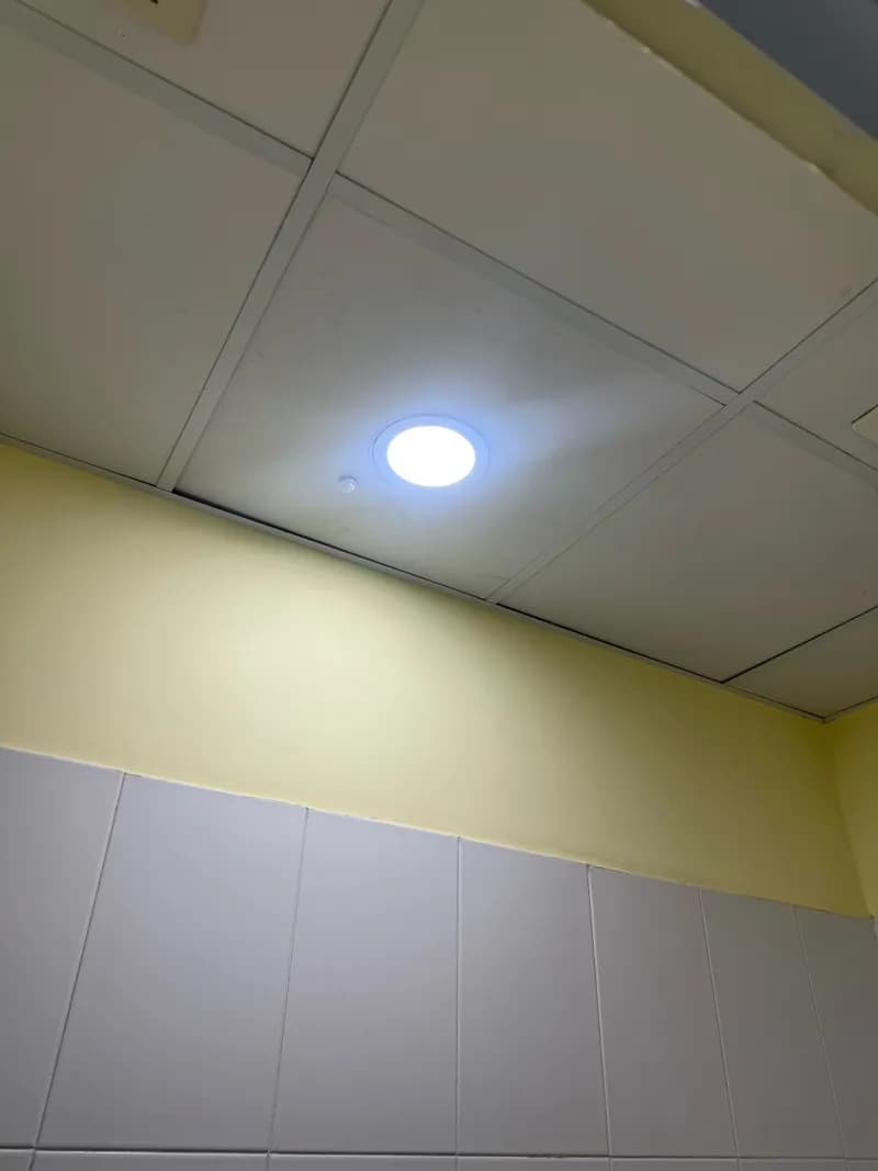 Sau khi hoàn thành sửa máy bơm nước tại Phường Tân Sơn Nhì, Tân Phú — thợ Hồ Như Vũ