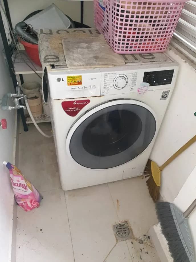 Sau khi hoàn thành sửa máy giặt cửa trước LG tại P. Tân Hưng, Quận 7 — thợ Phan Chí Tâm