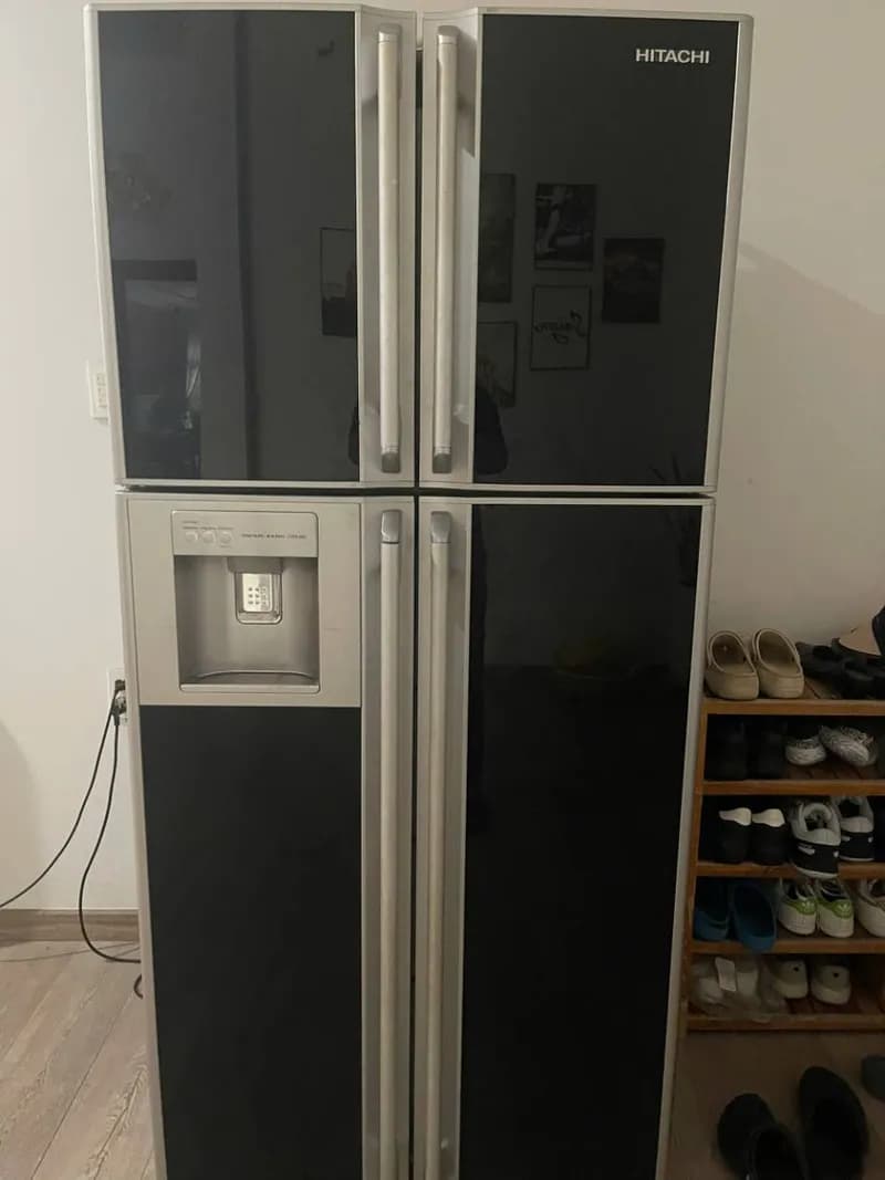 Trước sửa tủ lạnh side-by-side Hitachi tại Thủ Đức — thợ Lê Hữu Lộc