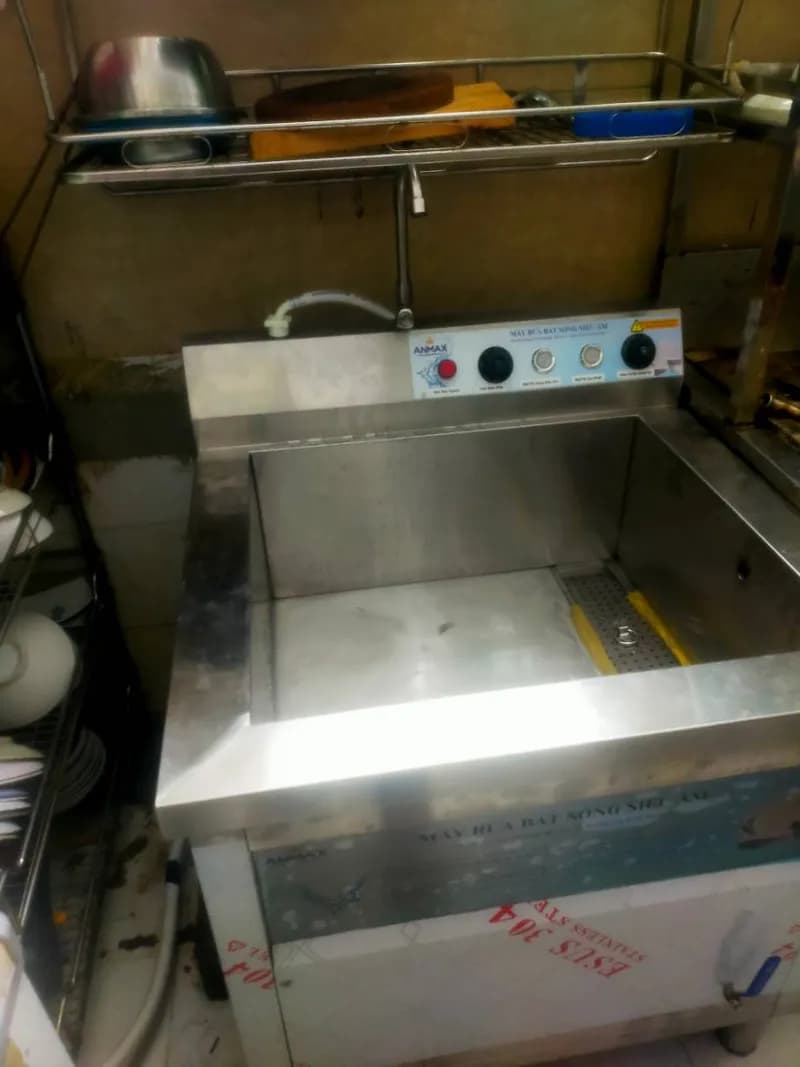 Sau khi hoàn thành sửa chậu rửa chén Anmax tại Bình Thạnh — thợ Lê Đăng Tuấn