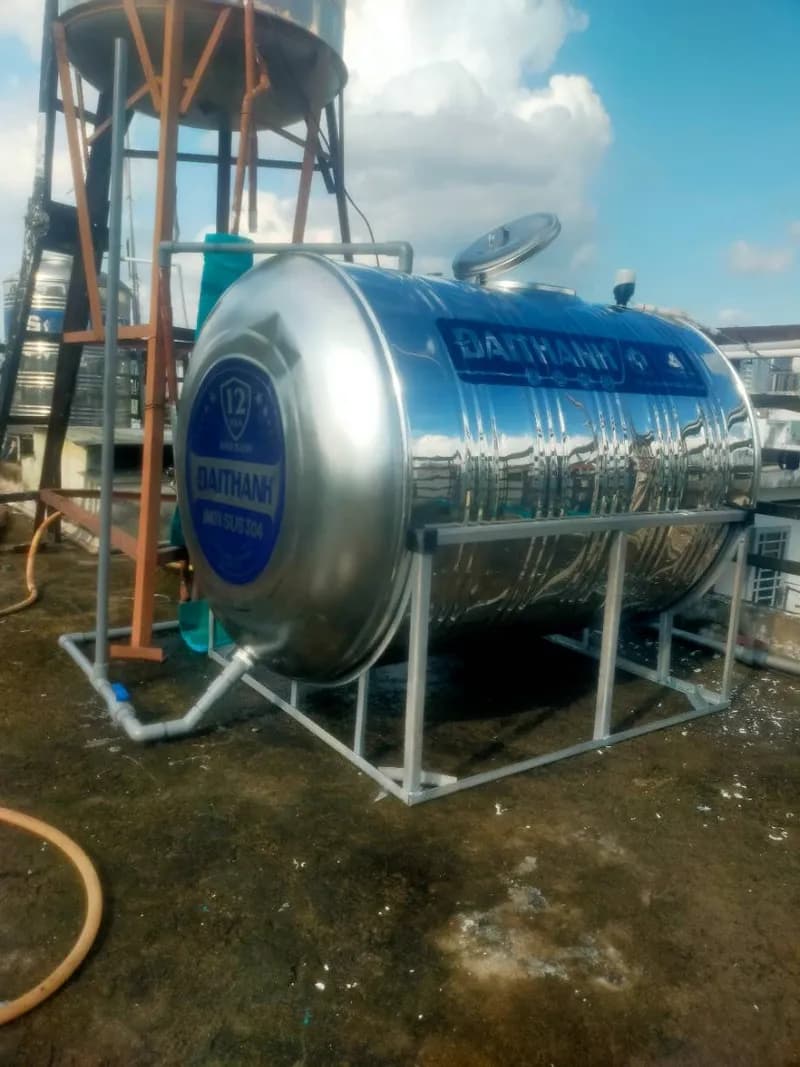 Sau khi hoàn thành sửa bồn nước inox Đại Thành tại Quận 3 — thợ Lê Đăng Tuấn (5 sao)