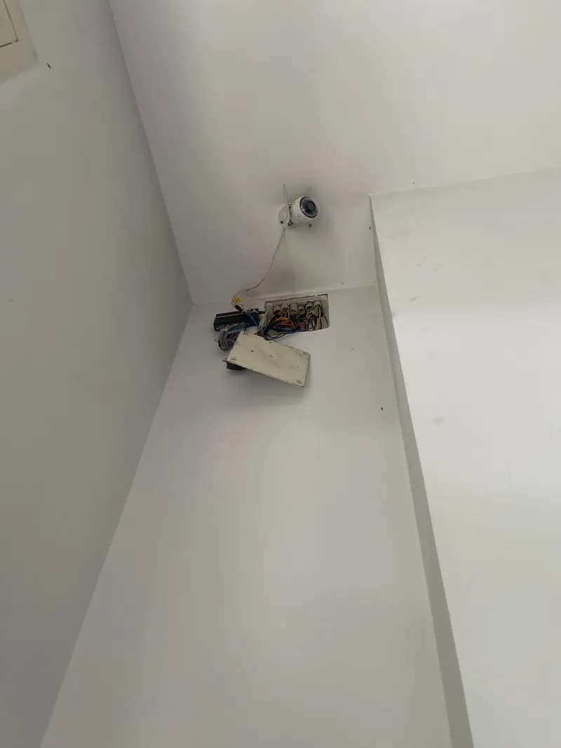 Thay thế CB tổng Schneider 40A tại khu vực Hóc Môn tại Hóc Môn