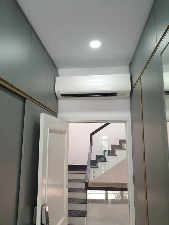Sau khi hoàn thành sửa máy lạnh treo tường tại P.HCM, Thủ Đức — thợ Phan Chí Tâm