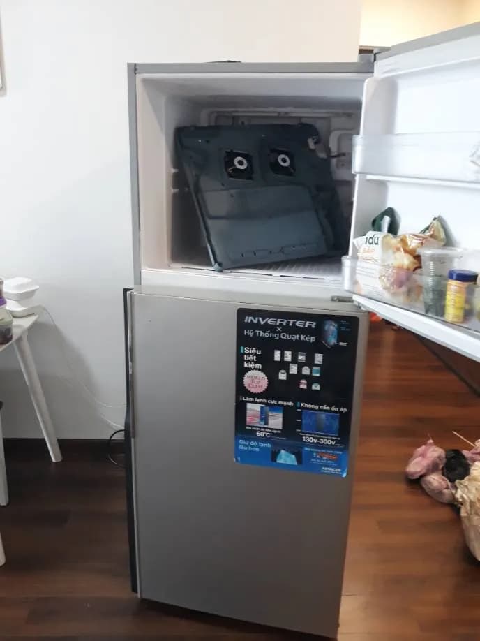 Sau khi hoàn thành sửa tủ lạnh Hitachi tại Bình Tân — thợ Đặng Anh Huy