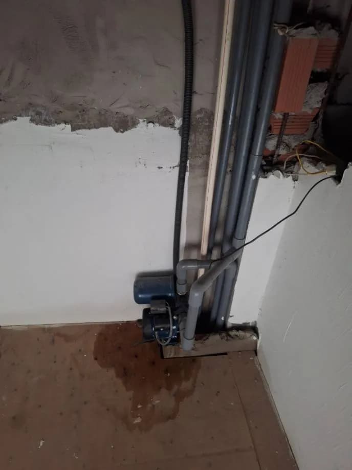 Trước sửa máy bơm nước tại Nhà Bè — thợ Trần Quốc Đông