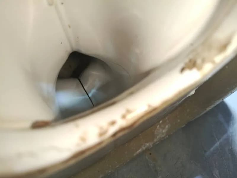 Trước sửa bồn cầu tại P.HCM, Quận 8 — thợ Trần Ngọc Tùng