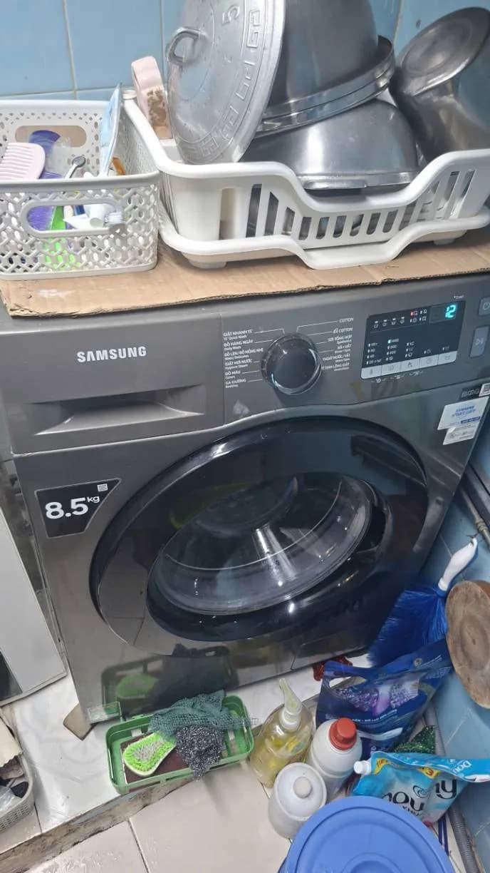 Sau khi hoàn thành sửa máy giặt cửa trước Samsung tại Phú Nhuận — thợ Lê Hữu Lộc
