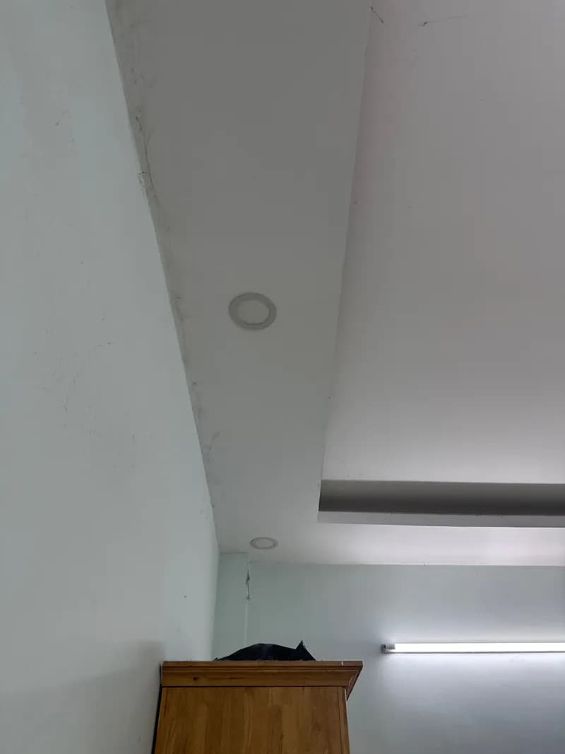 Trước sửa đèn âm trần tại Quận 6 — thợ Hoàng Anh Tùng