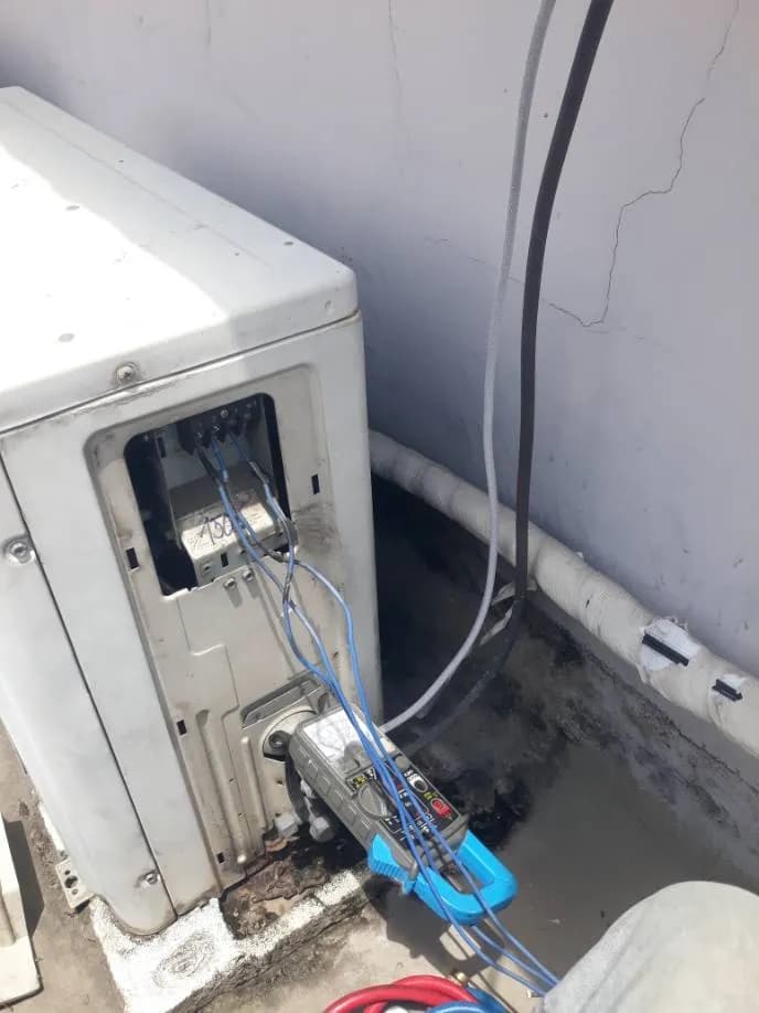 Sau khi hoàn thành sửa máy lạnh treo tường tại Phú Nhuận — thợ Đặng Anh Huy