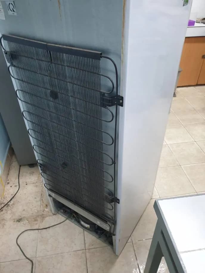 Sau khi hoàn thành sửa tủ lạnh tại Quận 5 — thợ Phan Chí Tâm