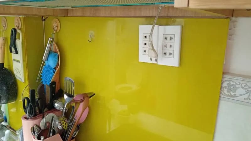 Sau khi hoàn thành sửa ổ cắm điện Panasonic tại phường gia định (p.1 cũ), Bình Thạnh — thợ Trần Văn Khanh