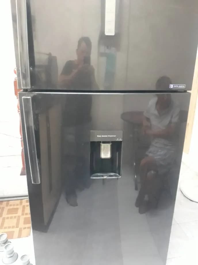 Sau khi hoàn thành sửa tủ lạnh Samsung tại Quận 10 — thợ Đặng Anh Huy