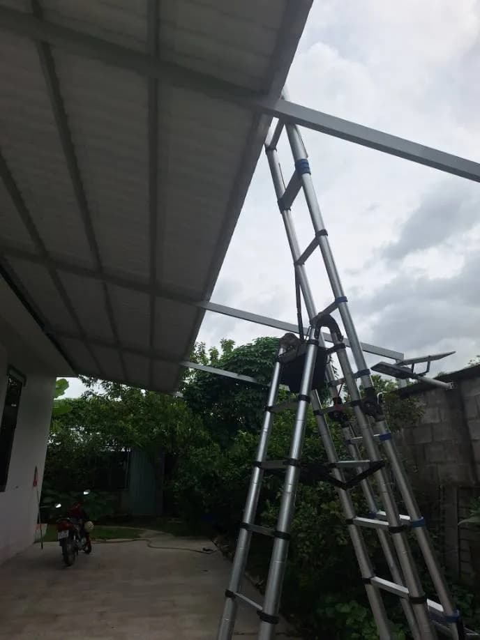 Trước sửa đèn năng lượng mặt trời tại Nhà Bè — thợ Trần Quốc Đông